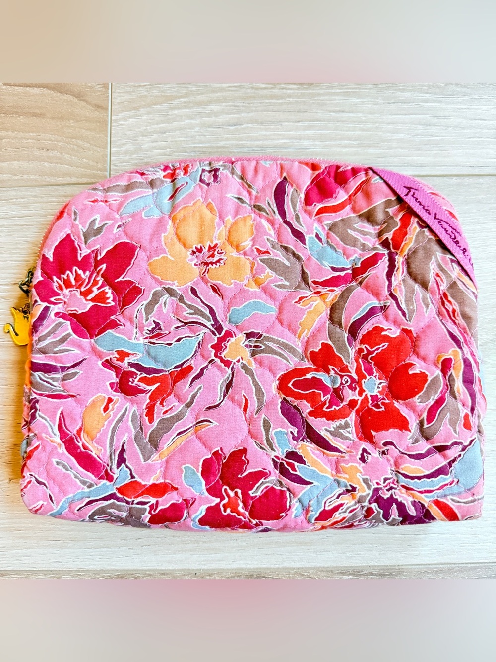Gloria Vanderbilt Pink Floral Quilted Cosmetic Bag vintage‎